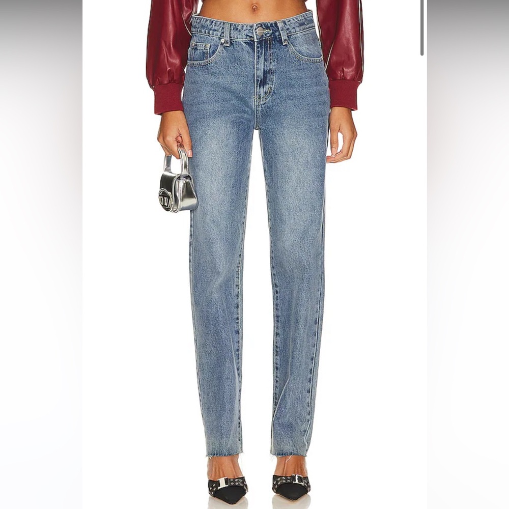 Dylan Straight Denim Jean in Dark Wash
superdown